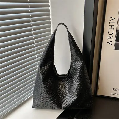 Red Underarm Bag Women 2024 Winter Fashion