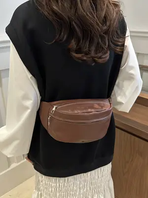 Retro Beige Chest Crossbody Bag 2024 New Fashion