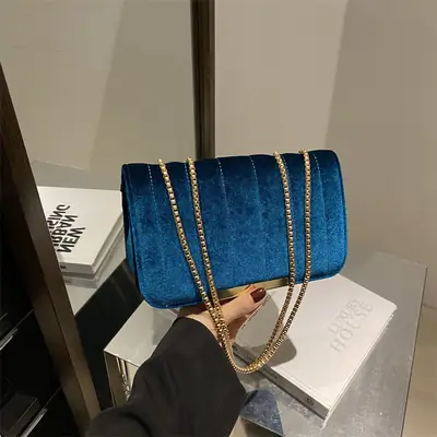 Trendy Gold Velvet Chain Shoulder Bag for Women