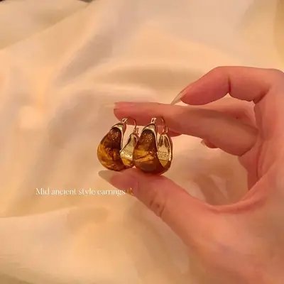 Maillard Retro Amber Ear Buckle Women's Earrings