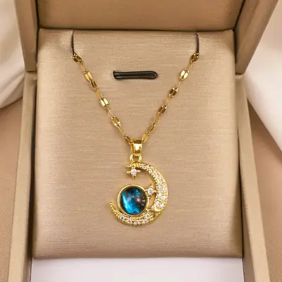 Women's Star Moon Necklace with Full Diamond Clavicle Chain