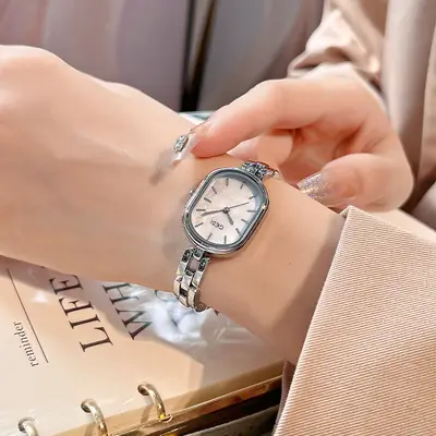 Goldie Women's Quartz Watch with Silver Alloy Bracelet