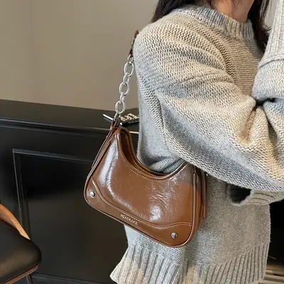 Black Chain Crossbody Bag for Women 2026