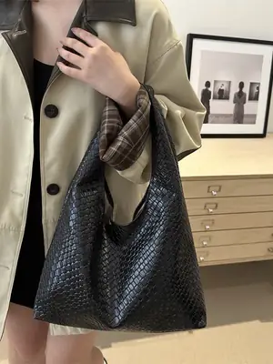 Brown Woven Tote Bag Large Capacity Shoulder Bag