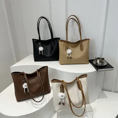 Retro Brown Women's Shoulder Bag with Keychain
