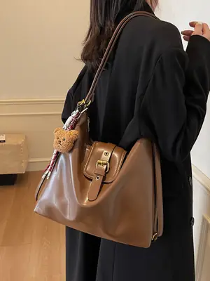 Black Leather Shoulder Bag for Women Large Capacity Vintage Style