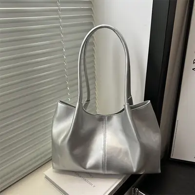 Silver Japanese Korean Niche Fashion Tote Bag Large Capacity Daily Commute Shoulder Bag