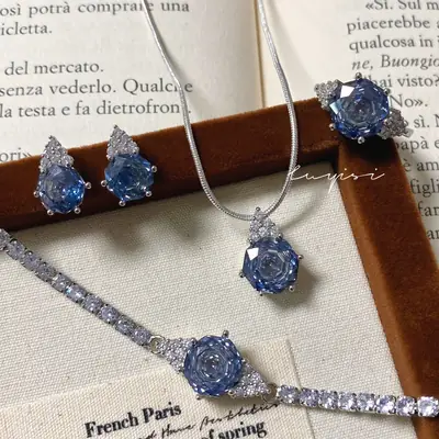 Blue Rose Cut Diamond Pendant Set with Tanzanite Blue Gradient