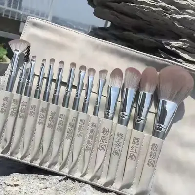 First-time Beginner Makeup Brush Set 10 Pcs Super Soft Powder Eye Blush