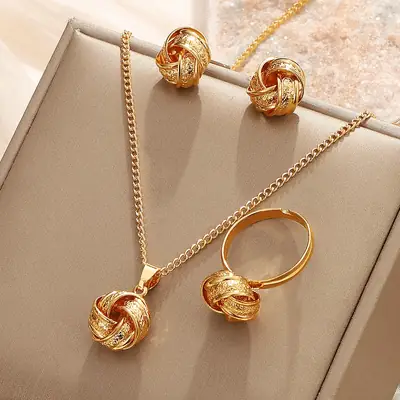 Gold Pearl Diamond Necklace Set for Women