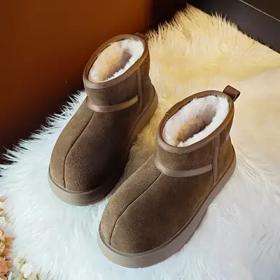Women's Warm Fleece Lined Snow Boots with Thick Soles
