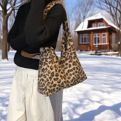 Leopard Print Shoulder Bag for Women Large Capacity Commuter Bag