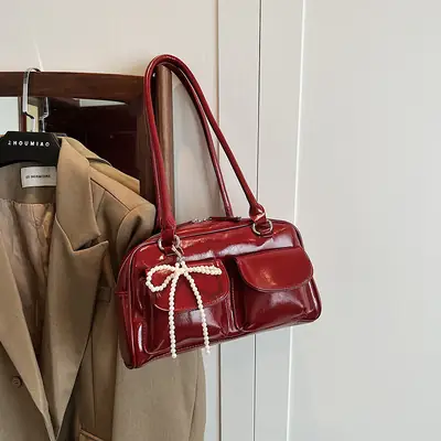 Korean Style Shoulder Bag with Zip Front & Chain Strap