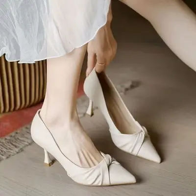 Elegant Pointed Toe Women's High Heels 2024