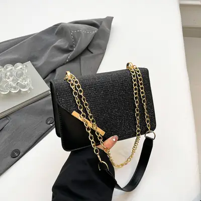 Women's Black Chain Crossbody Bag Winter New Niche Design