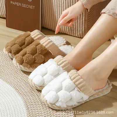 Warm Cotton Slippers for Women, Autumn and Winter Non-Slip Indoor Home Plush Soft-Soled Couple Cotton Slippers for Men, Thickened and Warm