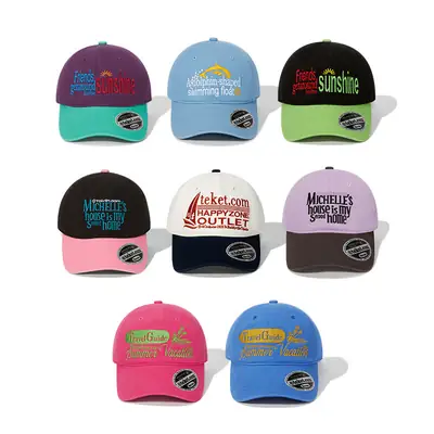 Maroon Retro Men's Baseball Cap with Embroidered Logo