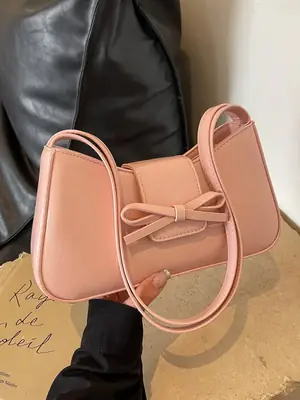 Black Crossbody Bag for Women 2026 Retro Design