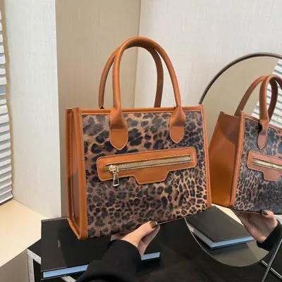 European Leopard Print Large Capacity Women's Shoulder Bag