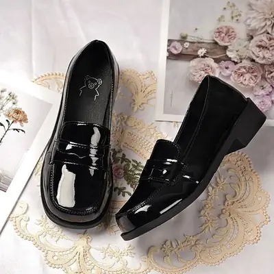 High-value Original Uniform Shoes Round-toe Patent Leather Jk Campus Small Leather Shoes Japanese Shallow Mouth Single-layer Shoes Flat Heel Leather Shoes for Children