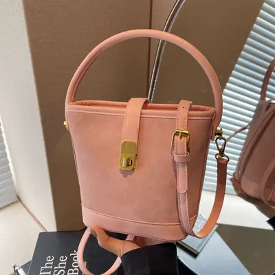 Retro Handheld Bucket Bag Women Brown 2025