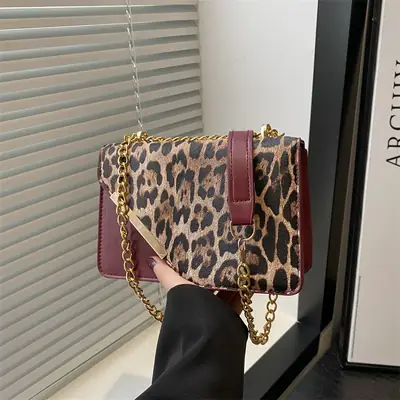 Leopard Print Crossbody Bag Women High-end Niche Design