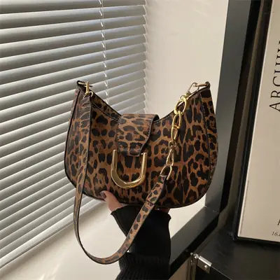 Leopard Print Large Capacity Crossbody Bag Women