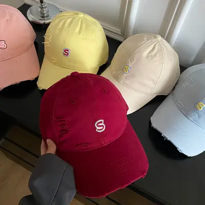 Women Distressed Hole-In-Hall Peaked Cap Yellow