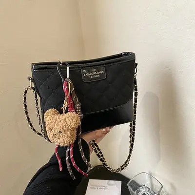 Super Fire Diamond Embroidery Black Chain Shoulder Bag Women