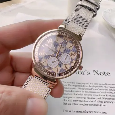 Women's Large Plate Snake Belt Watch with Quartz Movement