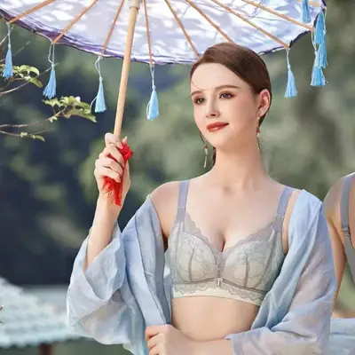 Wire-Free Push-Up Bra for Small Breasts, Adjustable, Soft & Breathable