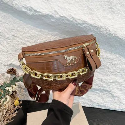 Women Crocodile Chain Chest Bag Brown 2025