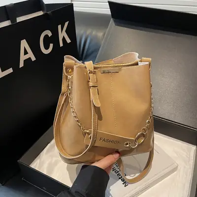 Women's Vintage Leather Bucket Bag Tan 2025