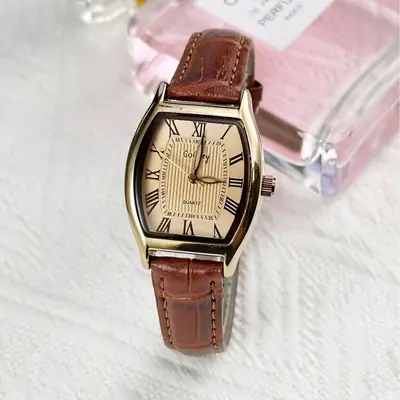 Women's Square Watch with Wine Barrel Design Brown Leather Belt