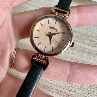 Korean Style Green Quartz Watch for Women