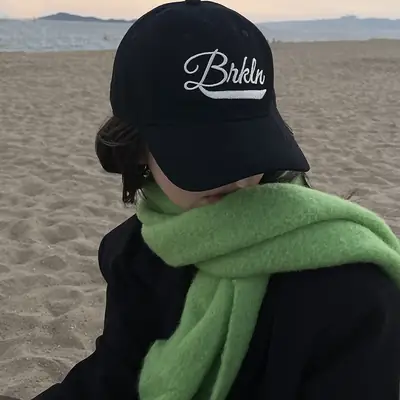 American Retro Duck Tine Hat with "Briola" Embroidery