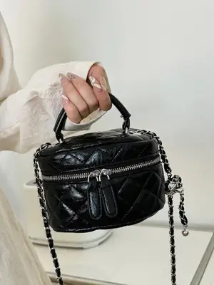 Black Rhomboid Chain Bag Women 2025