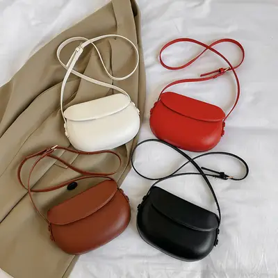Women's Red Saddle Crossbody Bag 2026 New