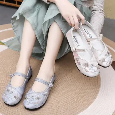 Women Embroidered Hanfu Shoes White Grey Maternity Size