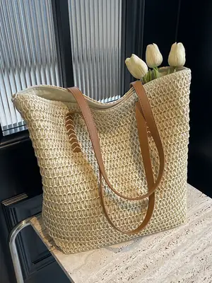 Hollow Straw Shoulder Bag Large Capacity Women