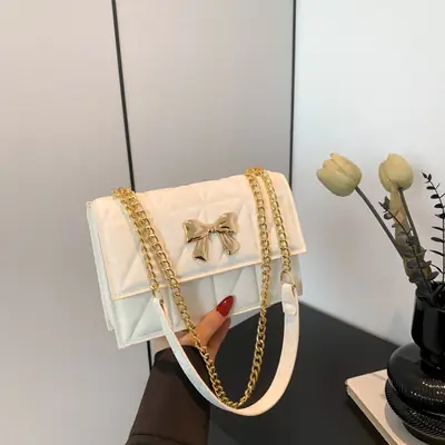 Women's Diamond Bow Chain Shoulder Bag White