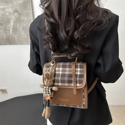 British Style Plaid Shoulder Bag for Women 2025