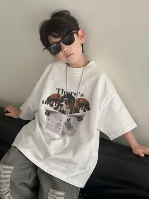 Boy Cotton Graphic T-Shirt White Medium Summer Wear