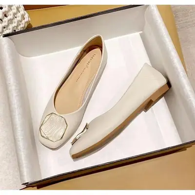 Women's White Square Toe Flat Heels 2025