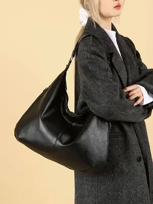 Women's Black Leather Armpit Bag Large Capacity Commuting