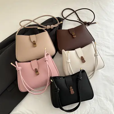 Women's Vintage Underarm Bag Brown Square Commuting Shoulder Crossbody