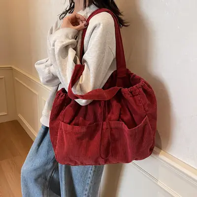 Red Pleated Crossbody Bag Large Capacity 2025