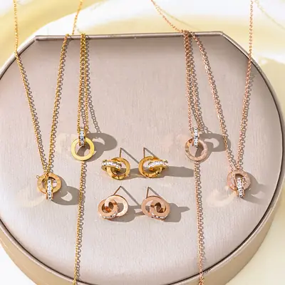 European American Retro Double Ring Set with Full Diamond Pendants
