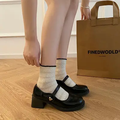 2025 New French-style Mary Jane Small Leather Shoes Women's Spring and Autumn All-match One-character Round Toe Chunky Heel JK Single-layer Shoes with Skirt