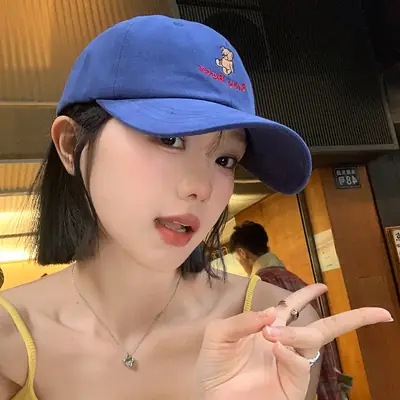 Women Blue Bear Embroidered Baseball Cap